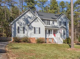 5118 Nairn Ln, Chester, VA 23831
