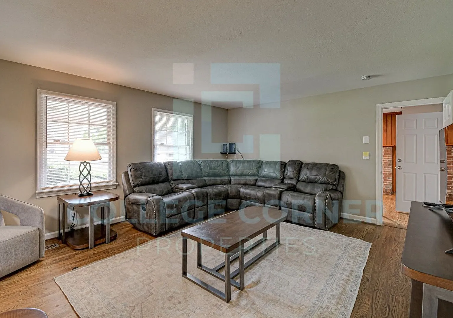 810 Polo Rd Available 6/1/2027-5/18/2028 Furnished (Priced By Bed) Short Or Long Term — Photo 2
