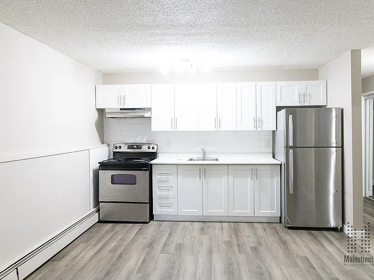 1913 11th Ave SW — Photo 13