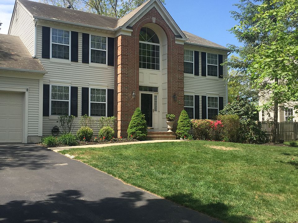 1st image of 2024 Brookewood Dr