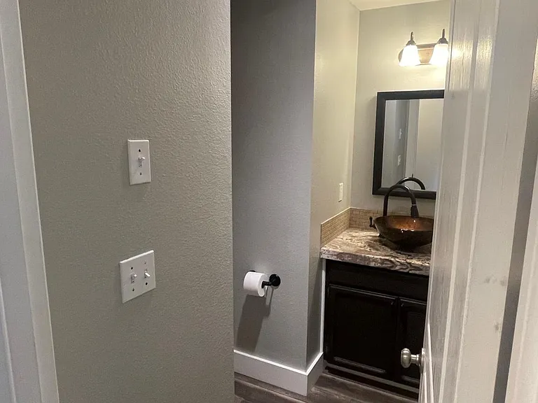 2191 Dahlia St — Photo 5