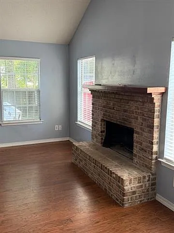 215 Elmwood St — Photo 13