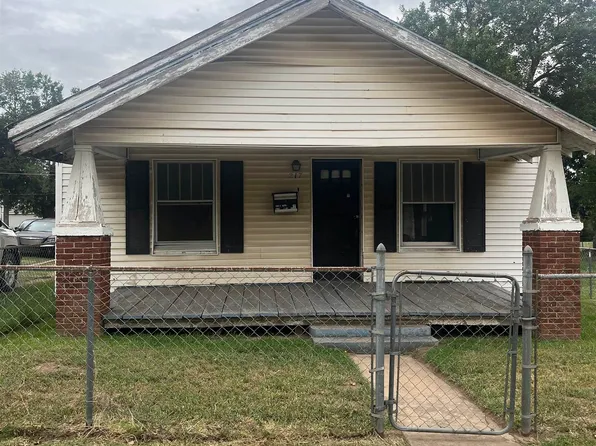 217 E Cedar Ave, Enid, OK 73701