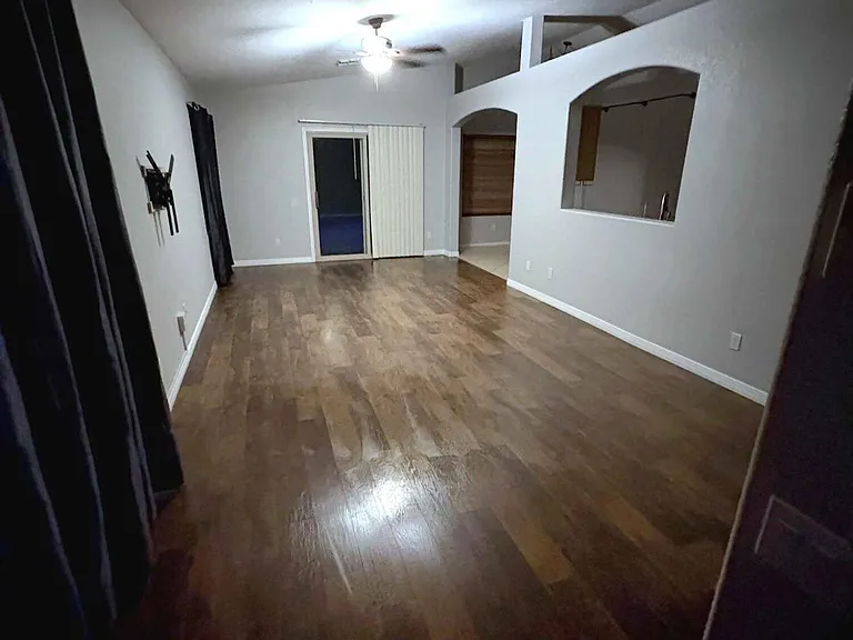 8885 N Majestic Mountain Dr — Photo 3
