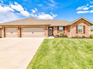 5661 W Beech St, Springfield, MO 65802