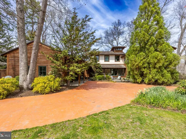 7 Elm Ct, Medford, NJ 08055