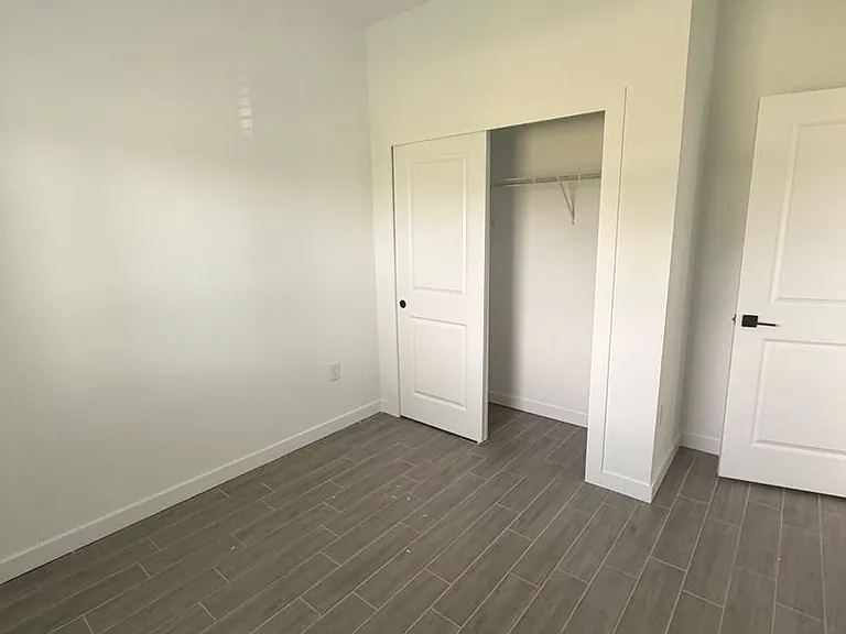 1506 Gary Ln — Photo 5