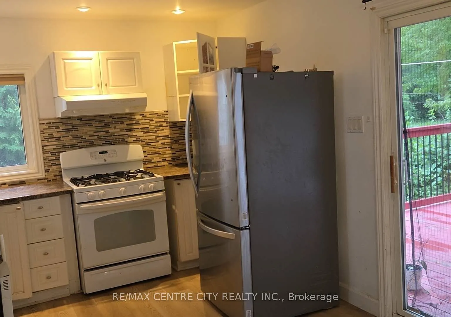 4 bed, $2,290 — Photo 3