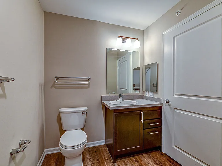 Floor plan 2 bathroom