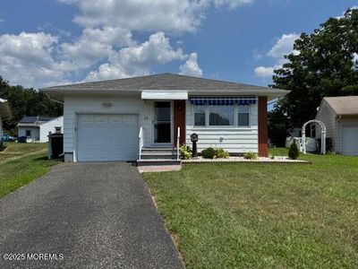 28 Cheddar Pink Cv, Toms River, NJ, 08755