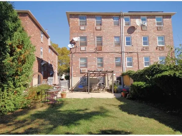 1278 E 70th St, Brooklyn, NY 11234