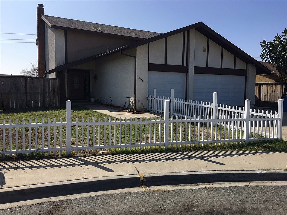 White picket fence & cul de sac location