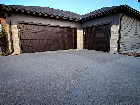 5th image of 2506 W 37th St