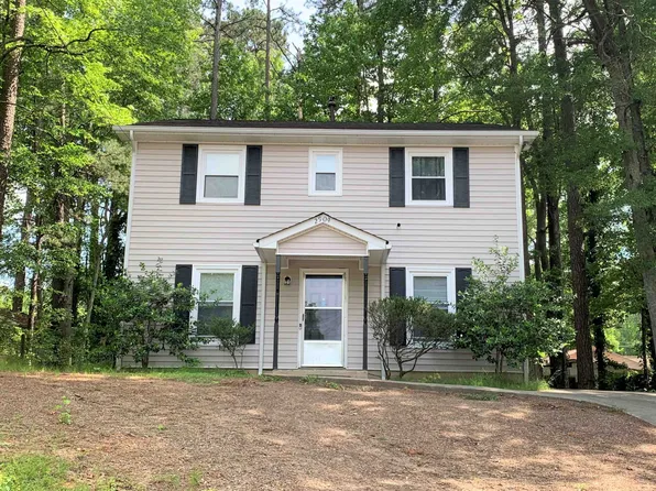 2909 Pinetree Ct, Durham, NC 27705
