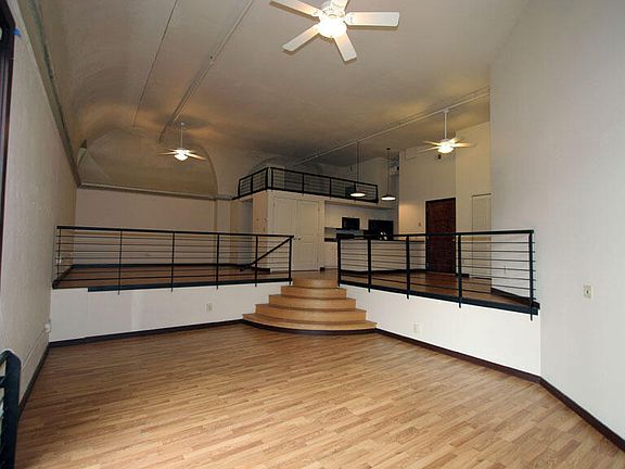 5th image of 301 Central Ave NE APT 305