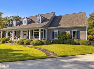 202 Laughing Gull Ct, Emerald Isle, NC 28594