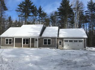 749 Goodwins Mills Rd NW, Dayton, ME 04005