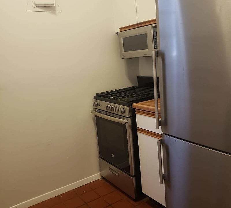 1st image of 415 W 52nd St APT 2A