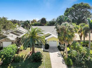 812 102nd Ave N, Naples, FL 34108