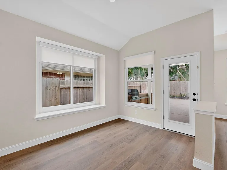1102 Old Mill Rd — Photo 22