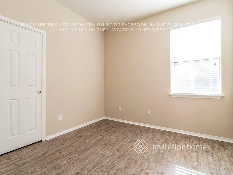 30250 Cheval St — Photo 16