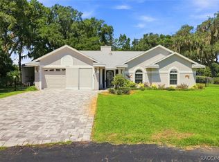 1109 S Chateau Point, Inverness, FL 34450