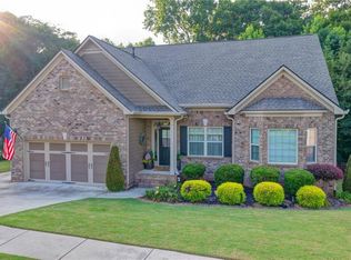 2556 Olney Falls Dr, Braselton, GA 30517