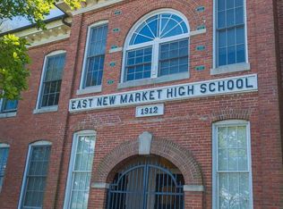 40 Academy St #105, East New Market, MD 21631