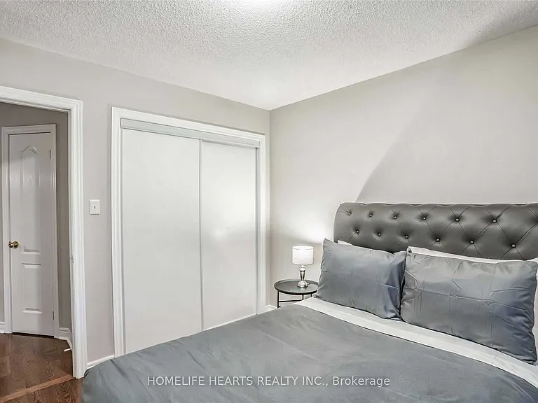 2360 Britannia Rd W #1 — Photo 32