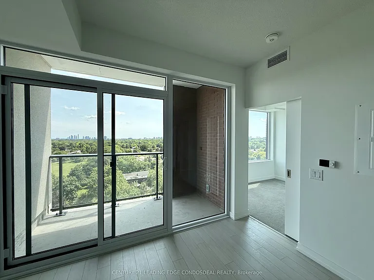 4010 Eglinton Ave W #914 — Photo 5