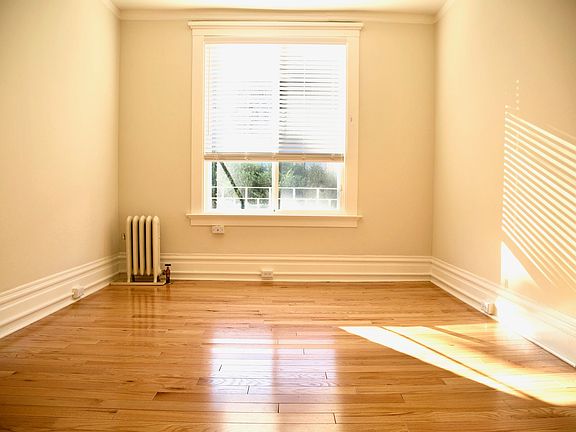 3rd image of 711 Leavenworth St APT 25
