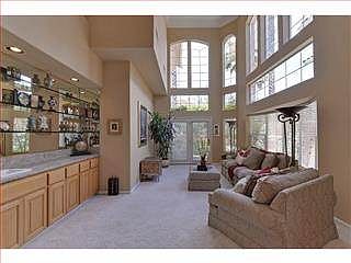 4th image of 2116 Vizcaya Way