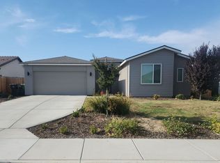15028 Winslow Way, Bakersfield, CA 93314