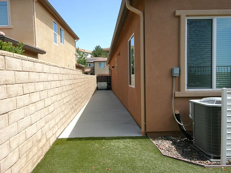 19122 Graham Ln — Photo 64