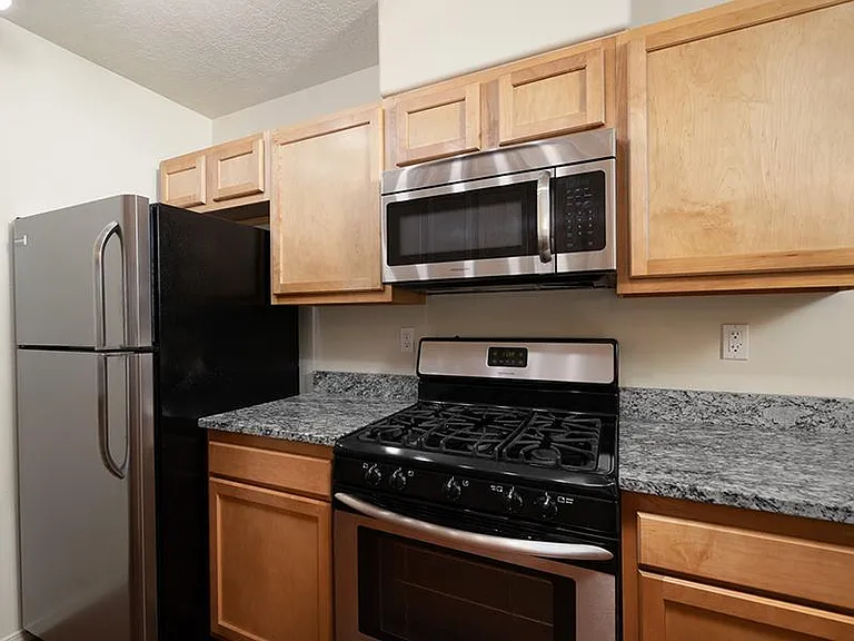 ZIA Townhomes — Photo 8