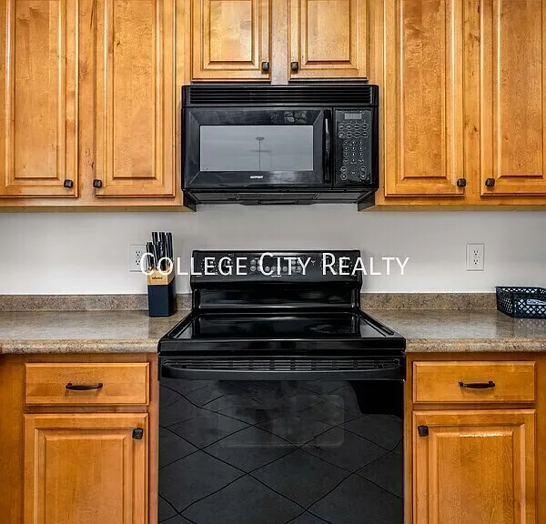 4214 Macon Cir — Photo 16