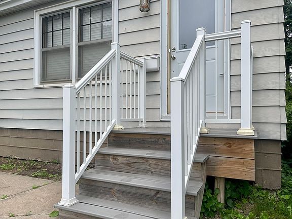 2nd image of 223 4th St S