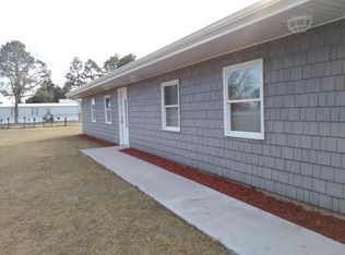 103 Vernelle Ct, Sneads Ferry, NC 28460