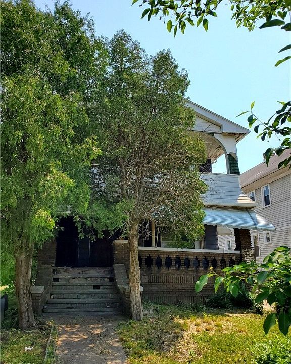 1st image of 3325 E 125th St