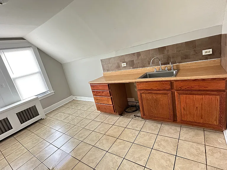 64 Stanley St #3C — Photo 4