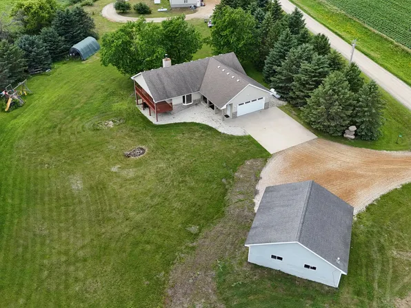 72329 320th St, Racine, MN 55967