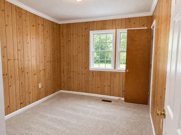 713 Strickland Rd, Walstonburg, NC 27888