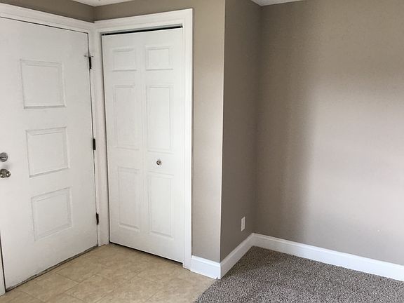 2nd image of 6 Donna Lea Dr