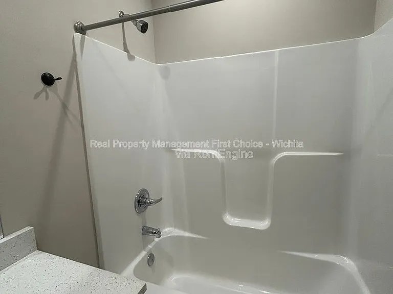 1736 E Decarsky Ct — Photo 17
