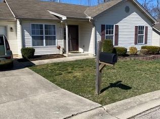 44 W Persimmon Dr, Hamilton, OH 45013
