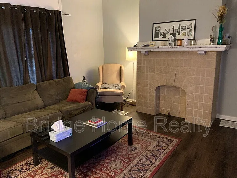127 Margaret St — Photo 8