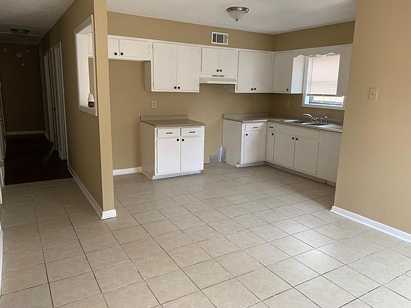 5th image of 4277 Park Forest Dr