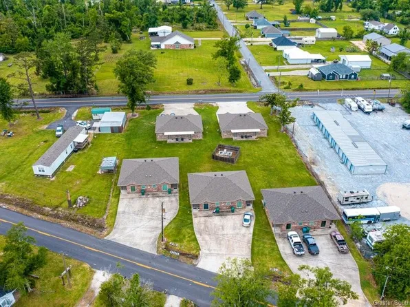 2725 Smith Ferry Rd, Westlake, LA 70669