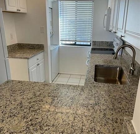4th image of 2788 Tennis Club Dr APT 501