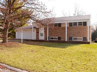 1407 Searle Dr, Normal, IL 61761